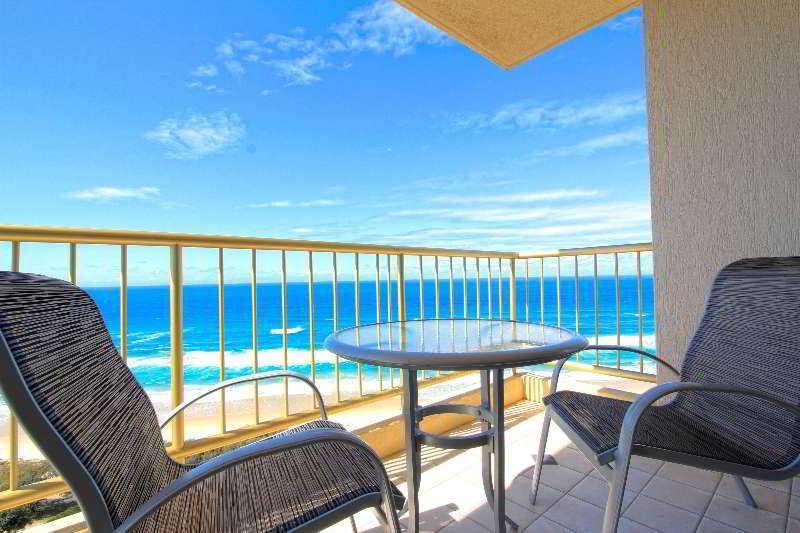 Capricorn One Beachside Holiday Apartments - Official 골드코스트 외부 사진