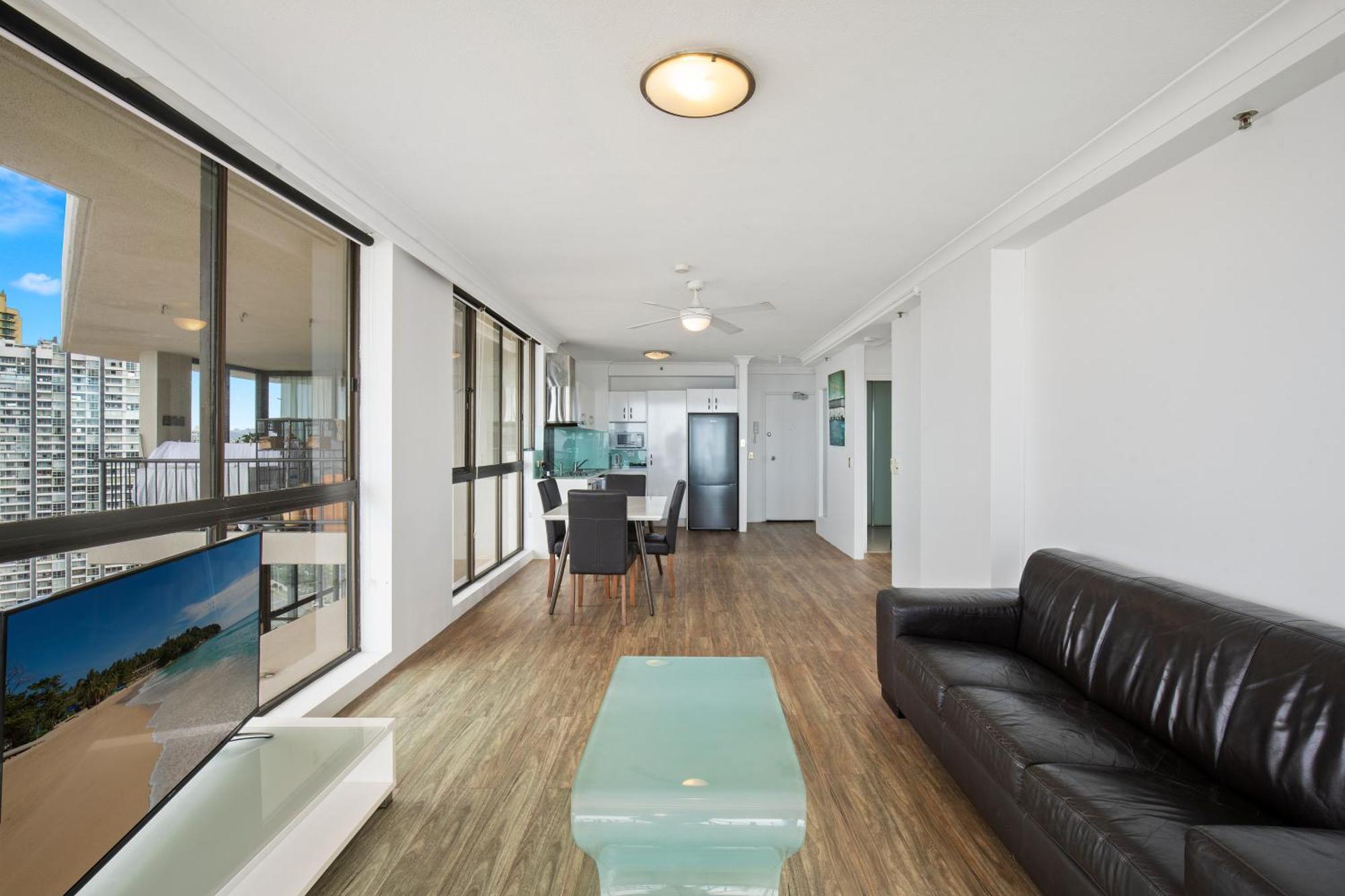 Capricorn One Beachside Holiday Apartments - Official 골드코스트 외부 사진