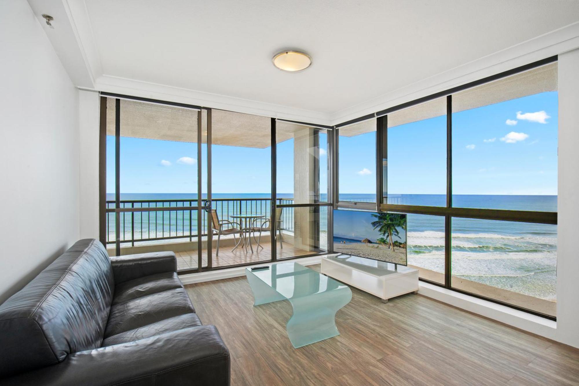 Capricorn One Beachside Holiday Apartments - Official 골드코스트 외부 사진