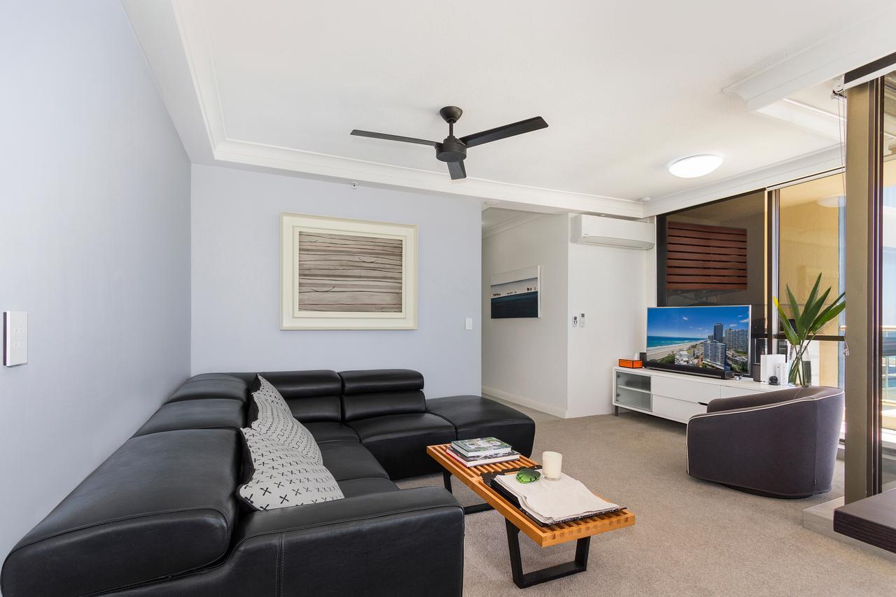 Capricorn One Beachside Holiday Apartments - Official 골드코스트 외부 사진